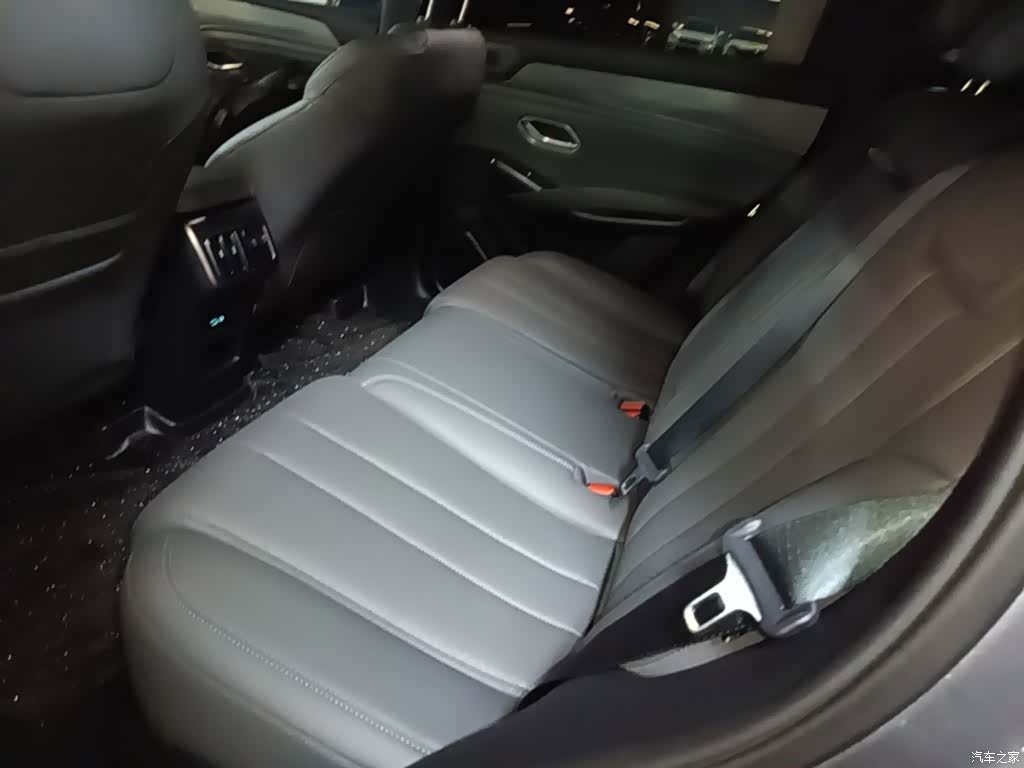 BYD Song, 2025 17
