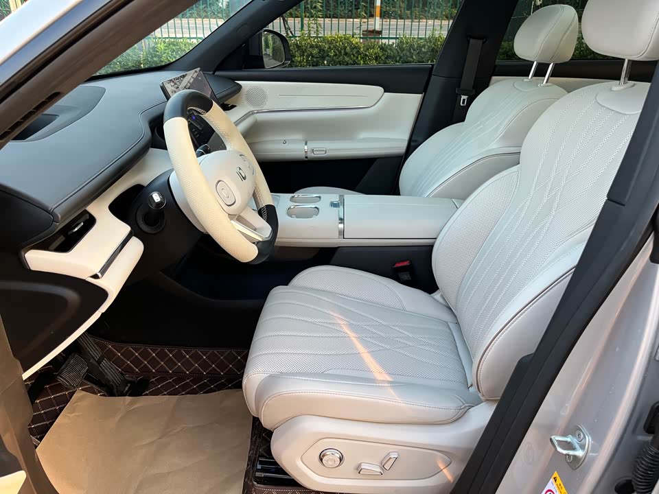 Changan Q07
