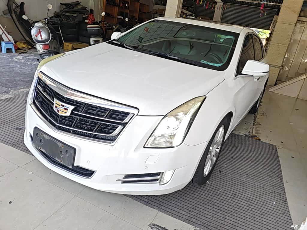 Cadillac XTS, 2016 2