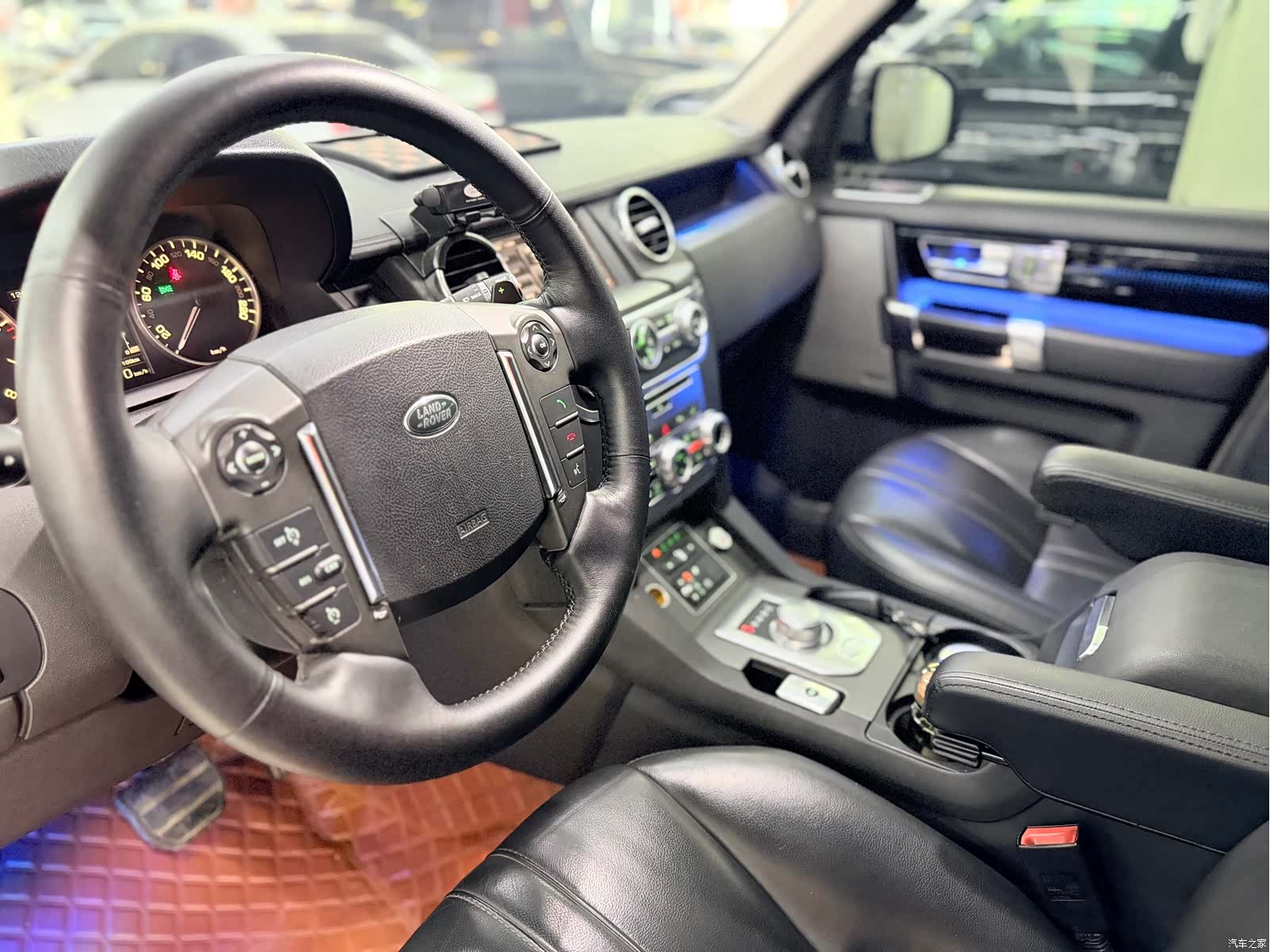Land Rover Discovery, 2015 4