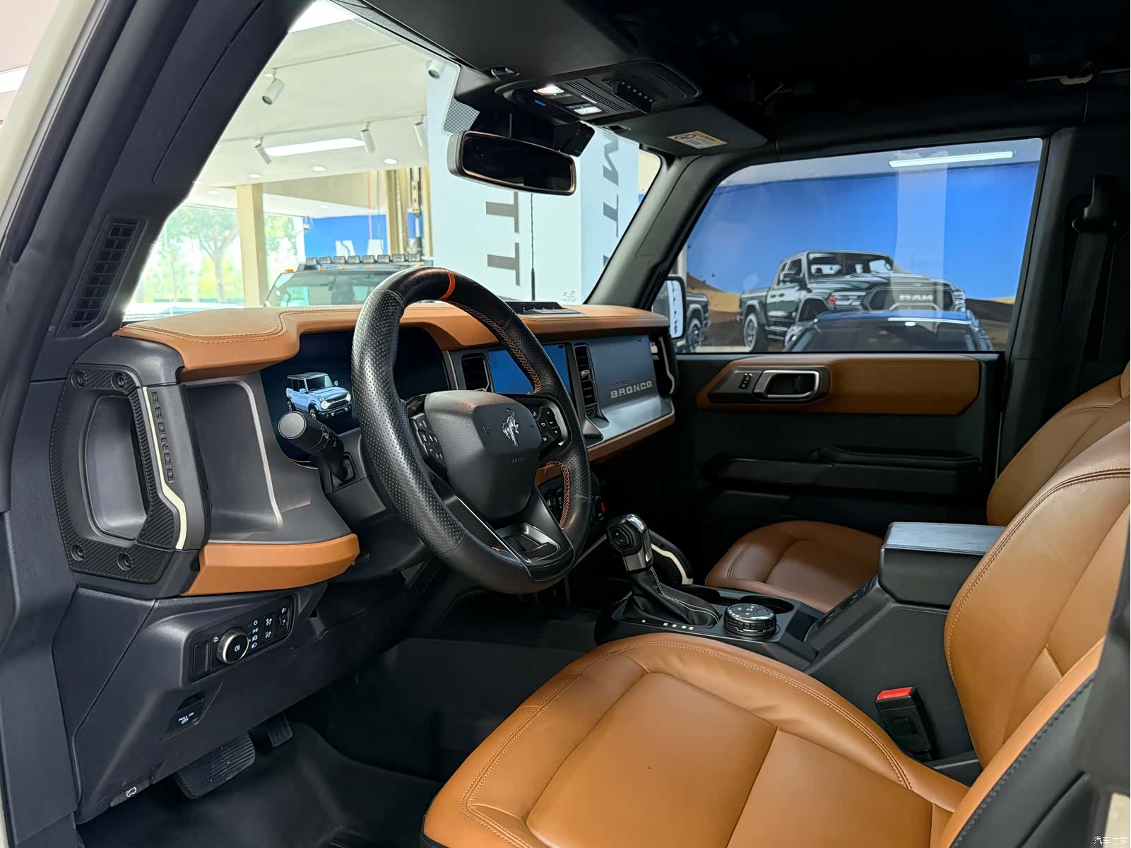 Ford Bronco, 2024 8
