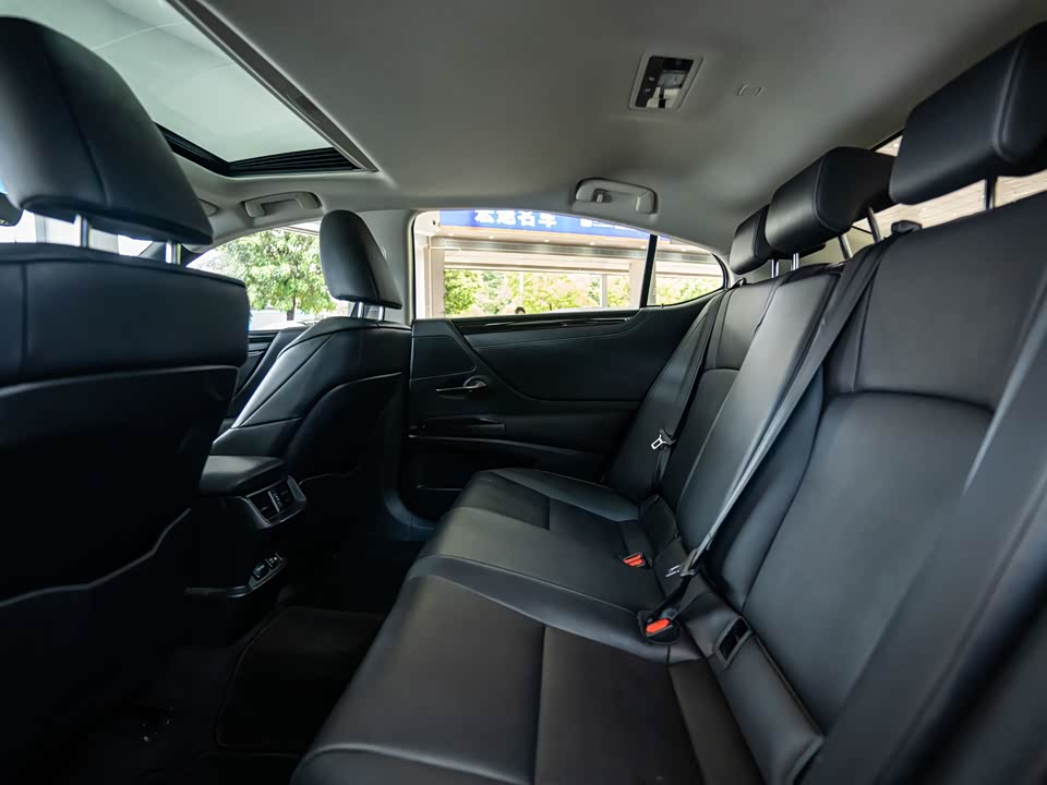 Lexus ES Lexus ES