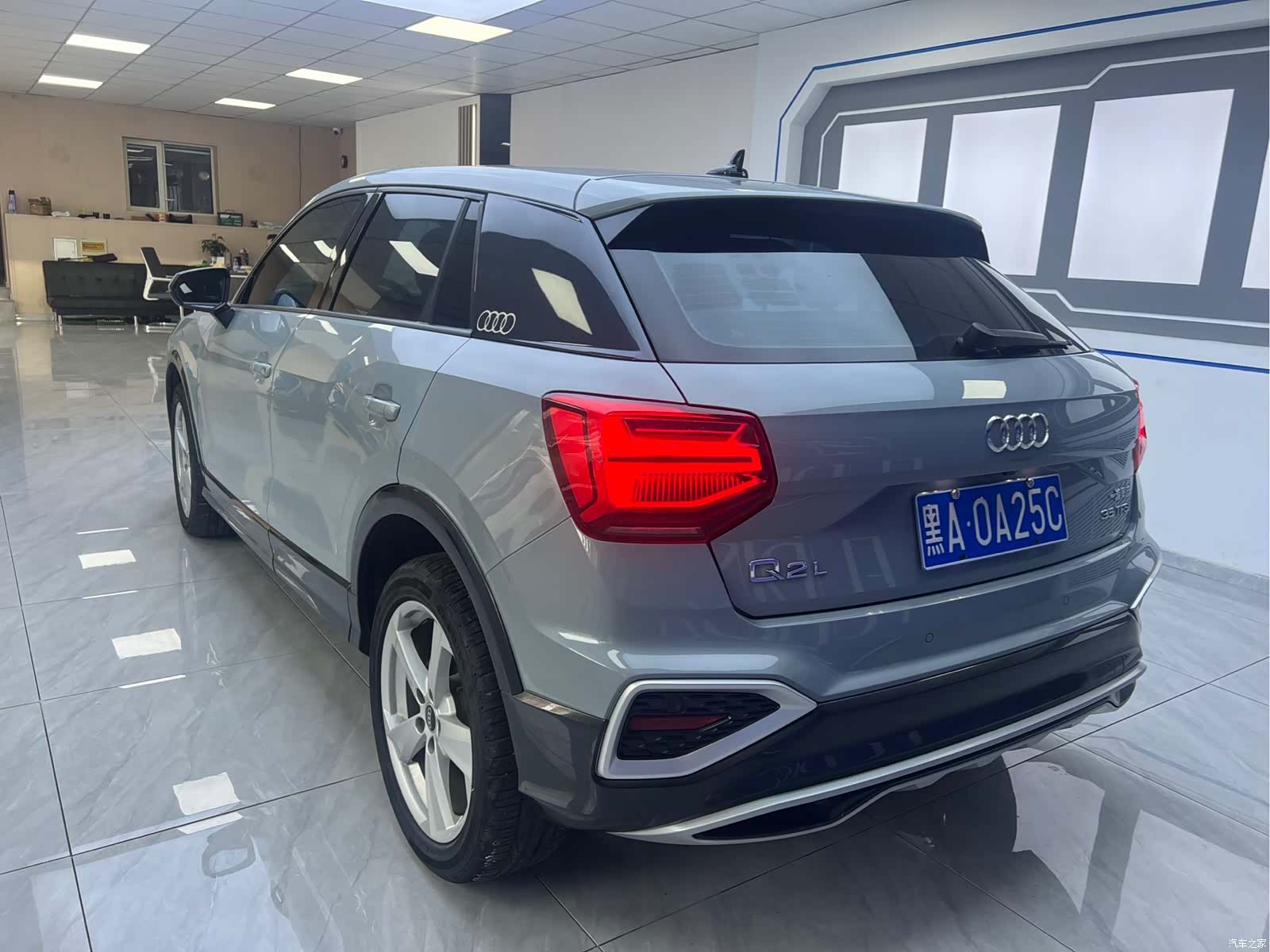 Audi Q2L, 2022 4