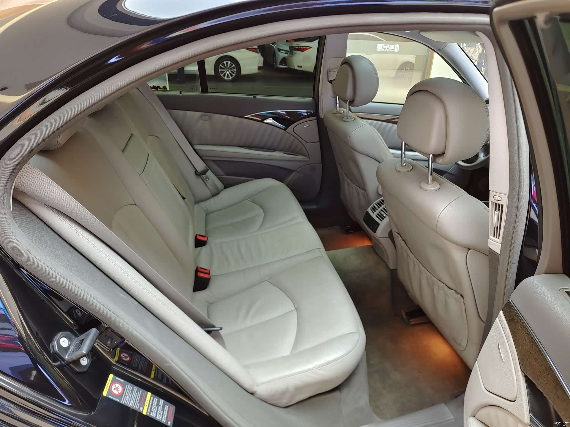 Mercedes-Benz E-Class, 2008 17