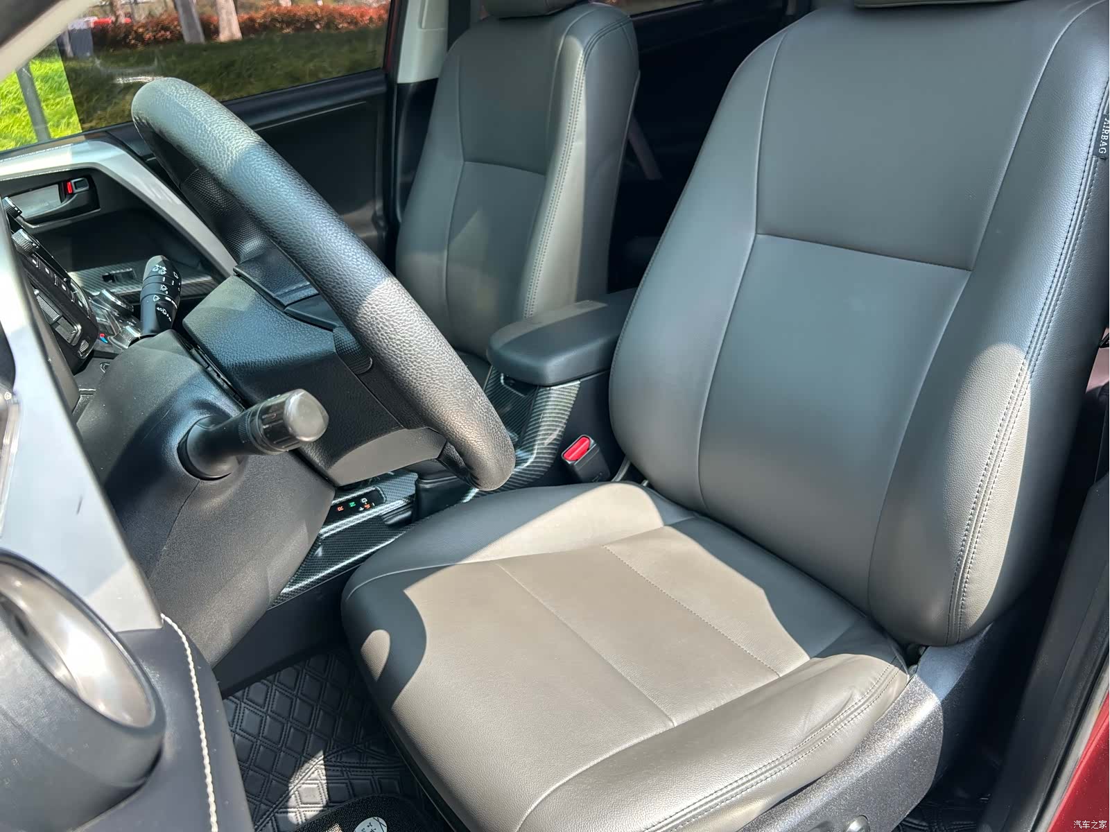 Toyota RAV4, 2017 15