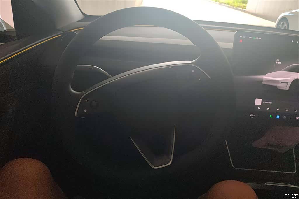 Tesla Model Y, 2025 15