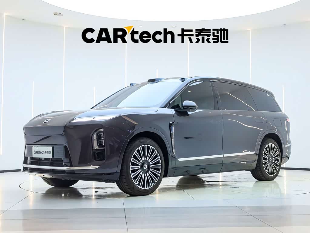 NIO ES8