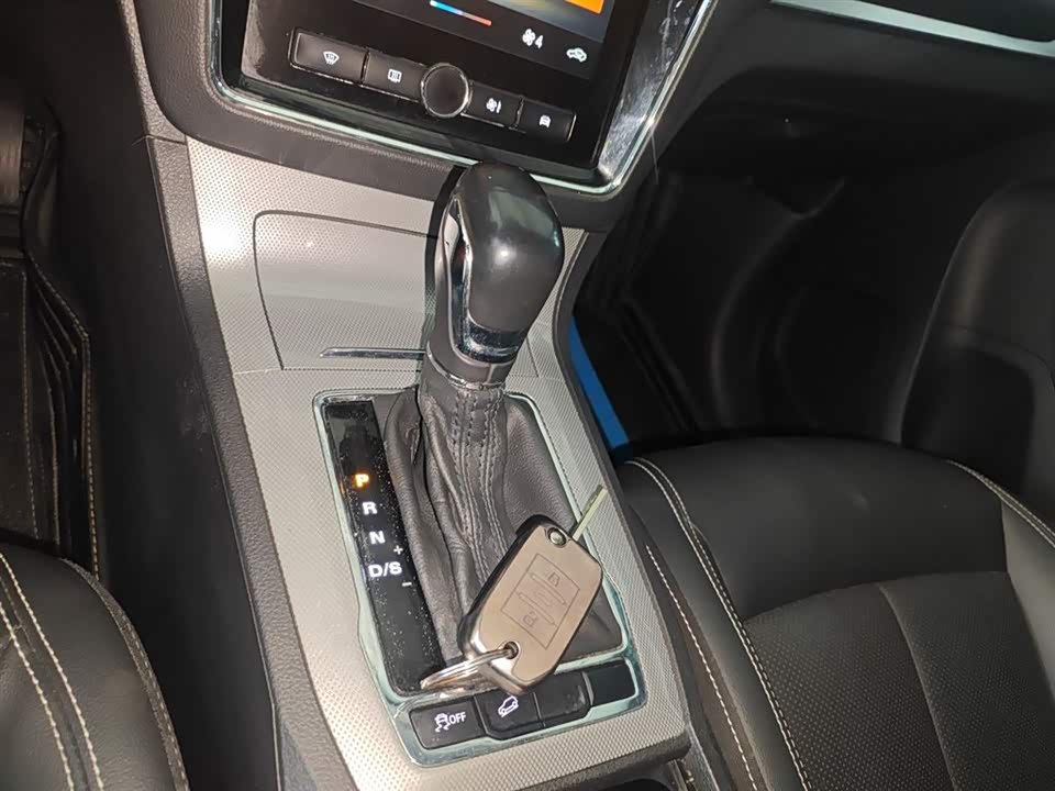 Roewe RX5 Roewe RX5
