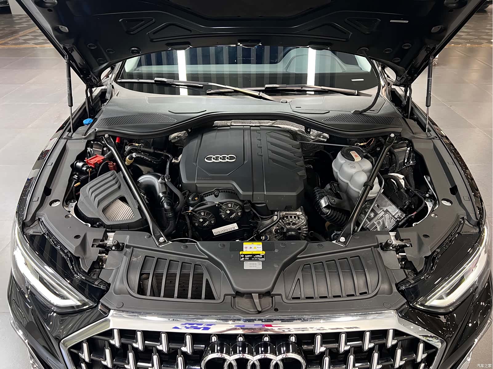 Audi A8L, 2023 14