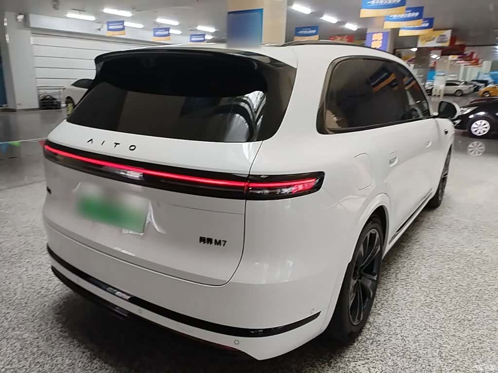 AITO M7, 2025 7
