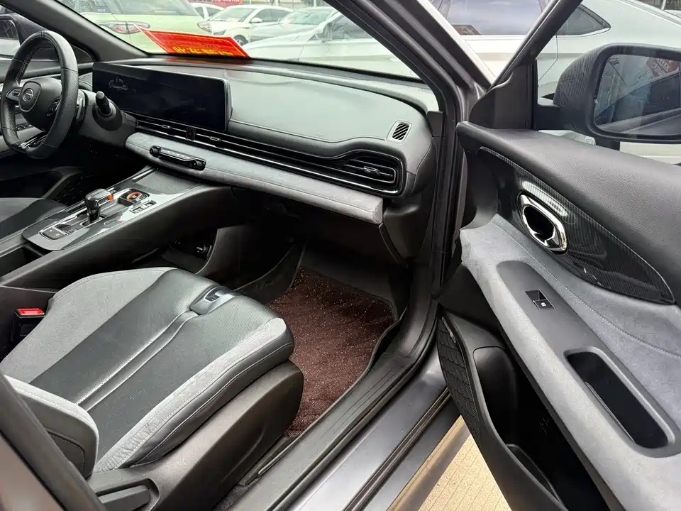 Trumpchi Shadow Leopard