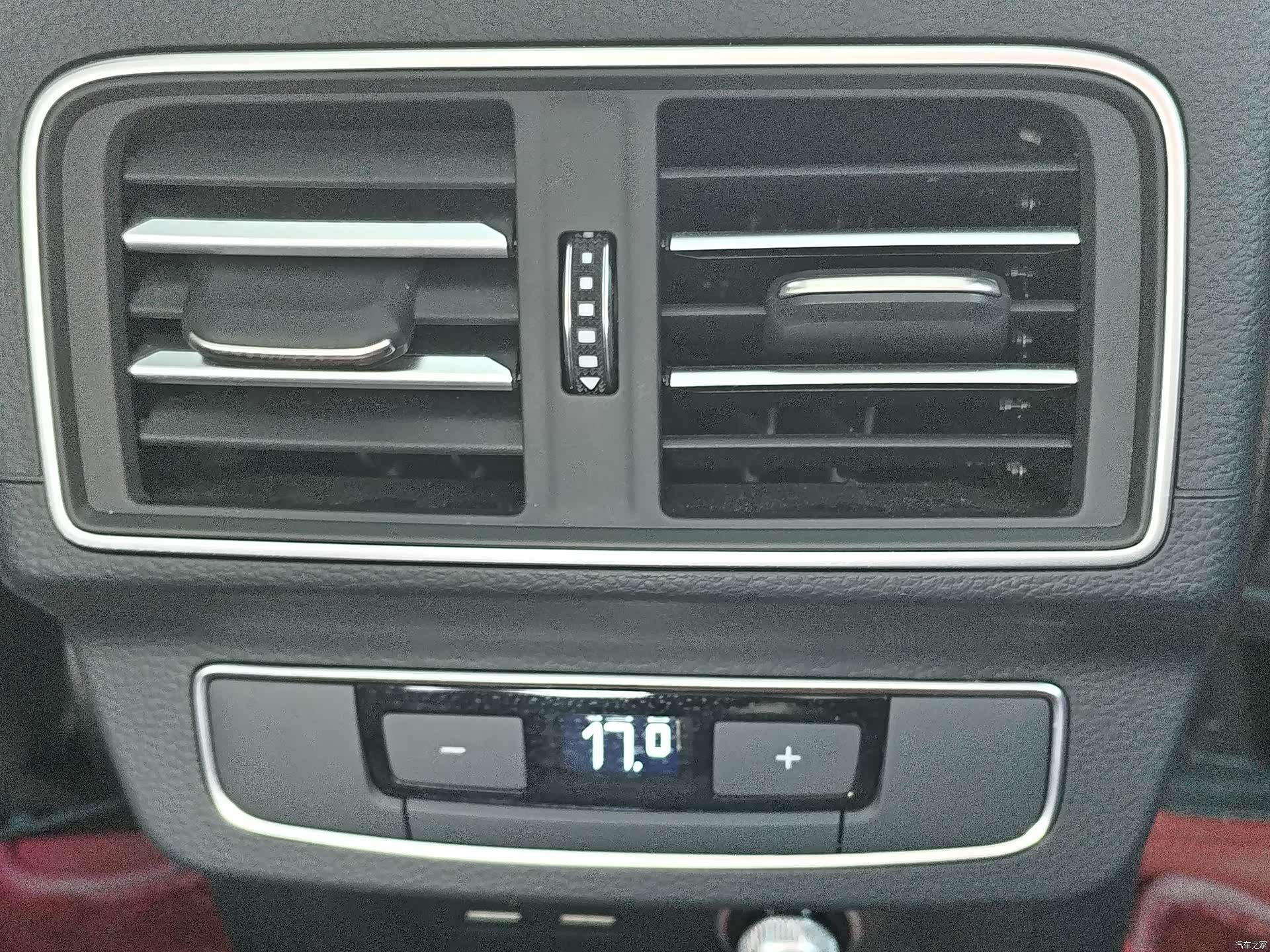 Audi Q5L, 2024 10