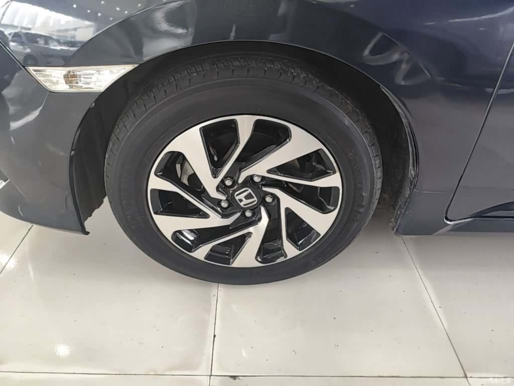 Honda Civic, 2018 23