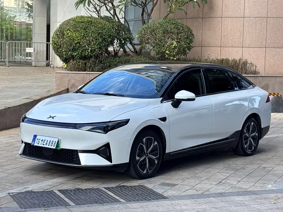 XPENG P5