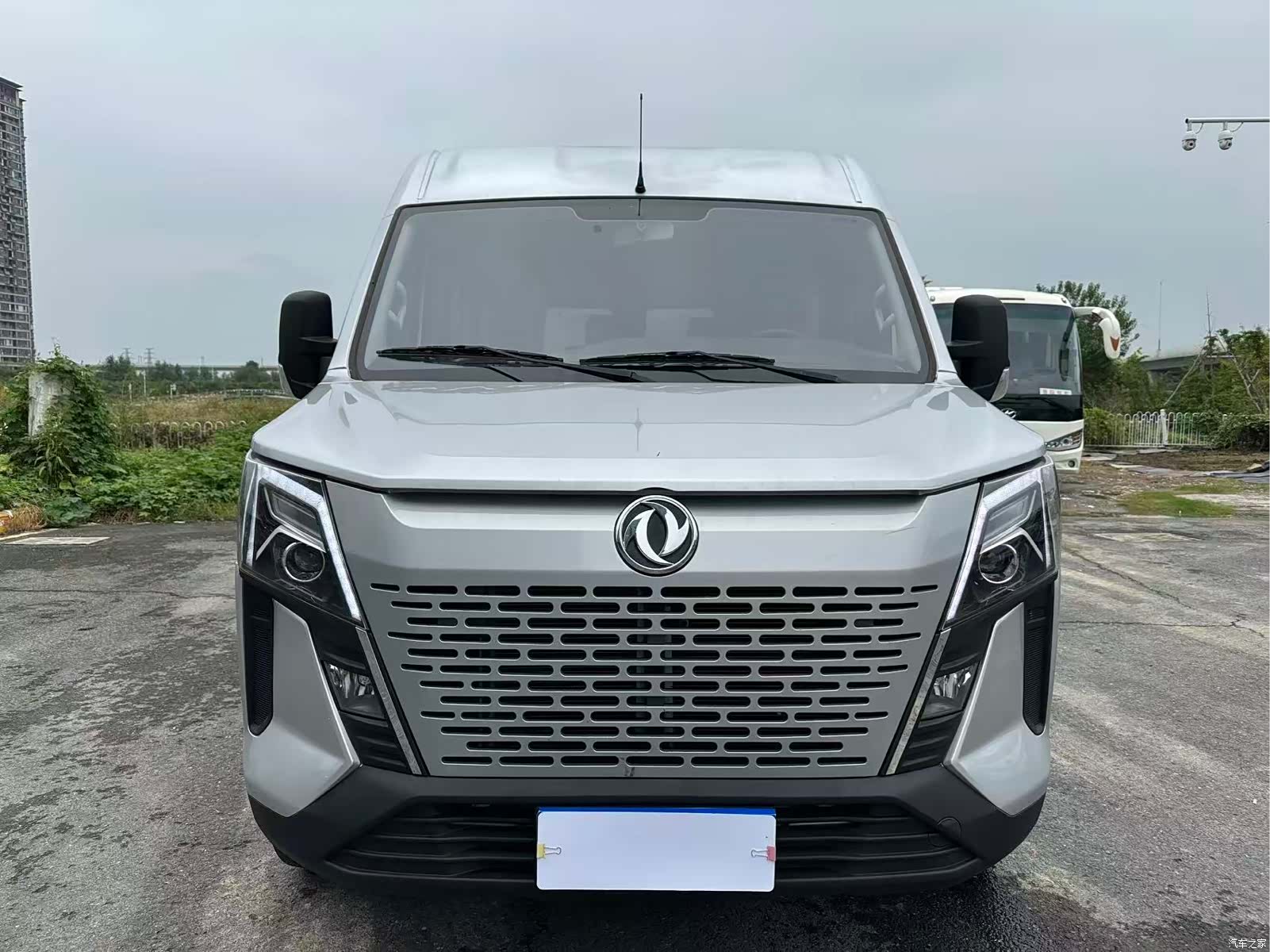 DongFeng V9, 2023 2