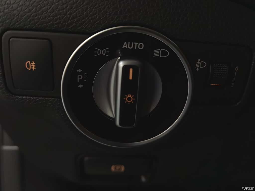 Mercedes-Benz GLA, 2018 21