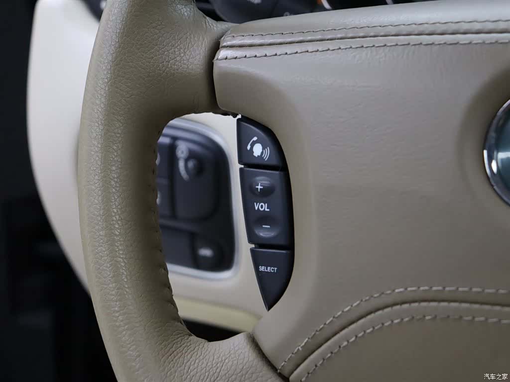 Jaguar XJ, 2005 15