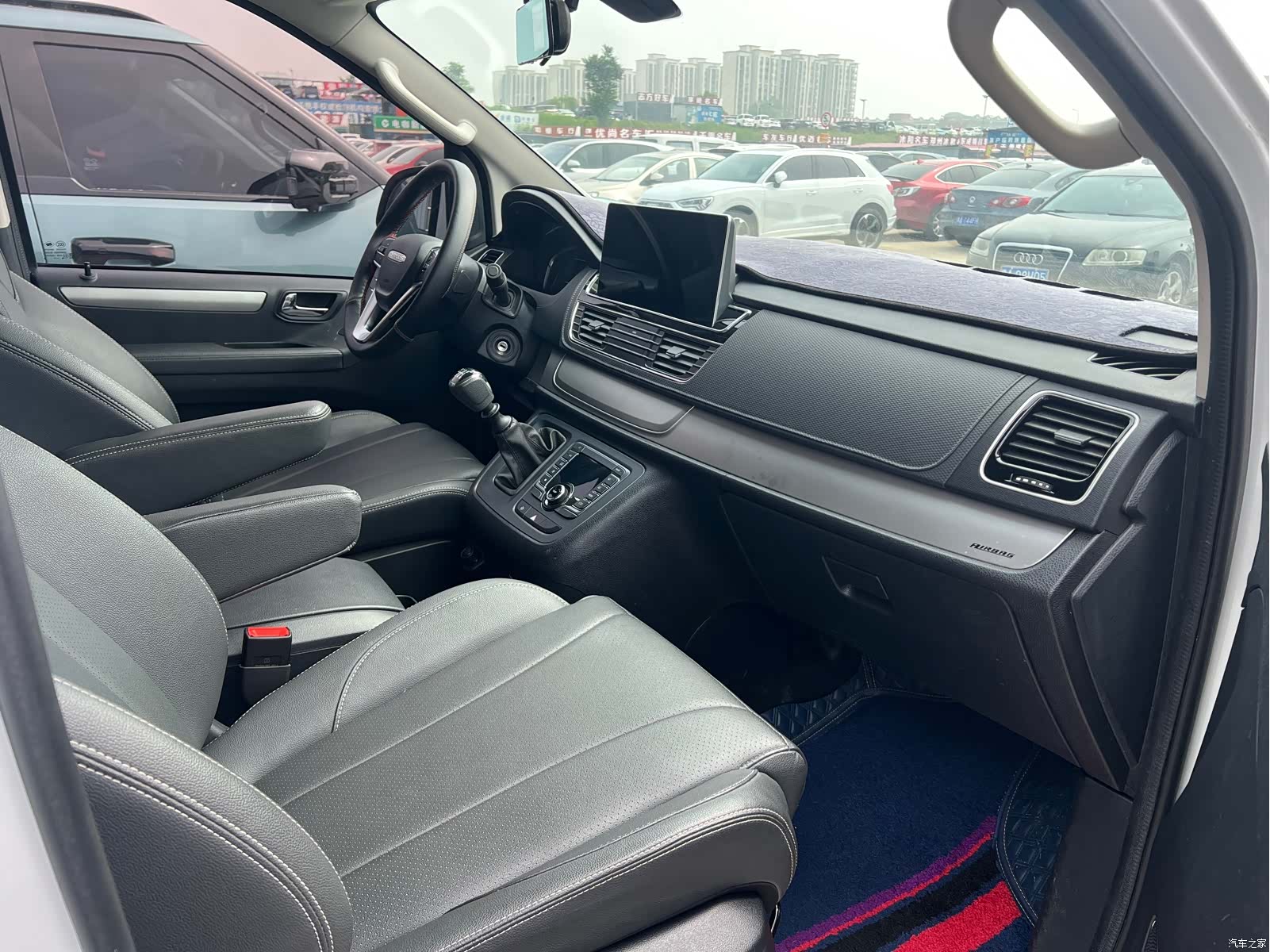 Maxus G20, 2023 4