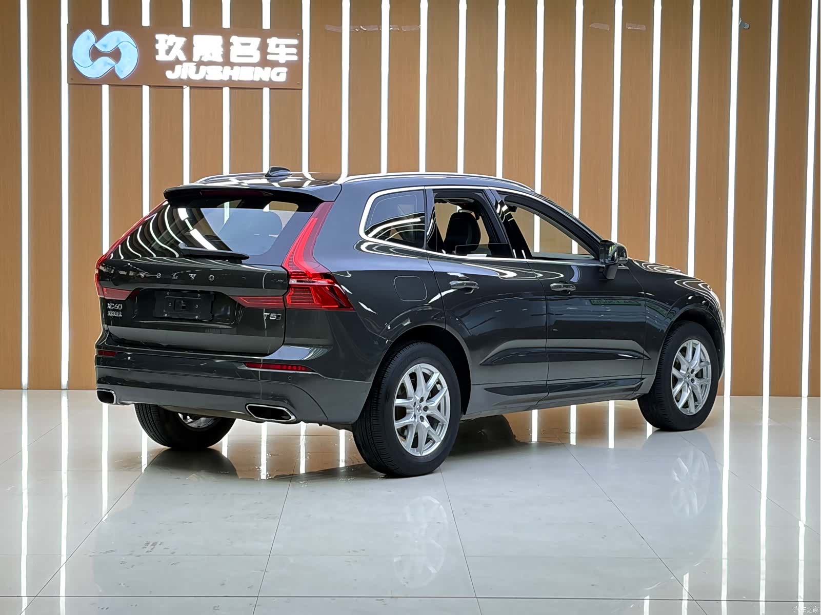 Volvo XC60, 2018 18