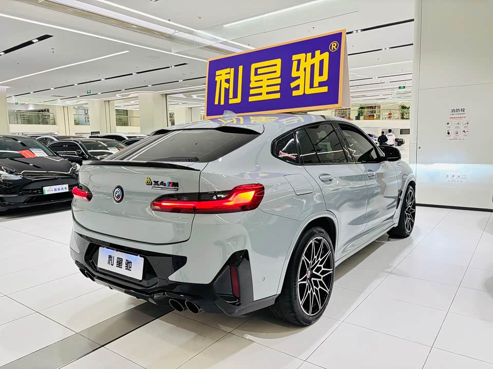 BMW X4 M