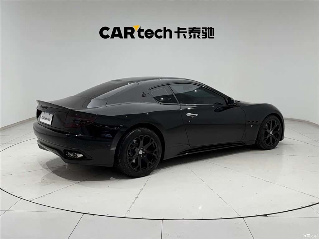 Maserati GranTurismo, 2014 11