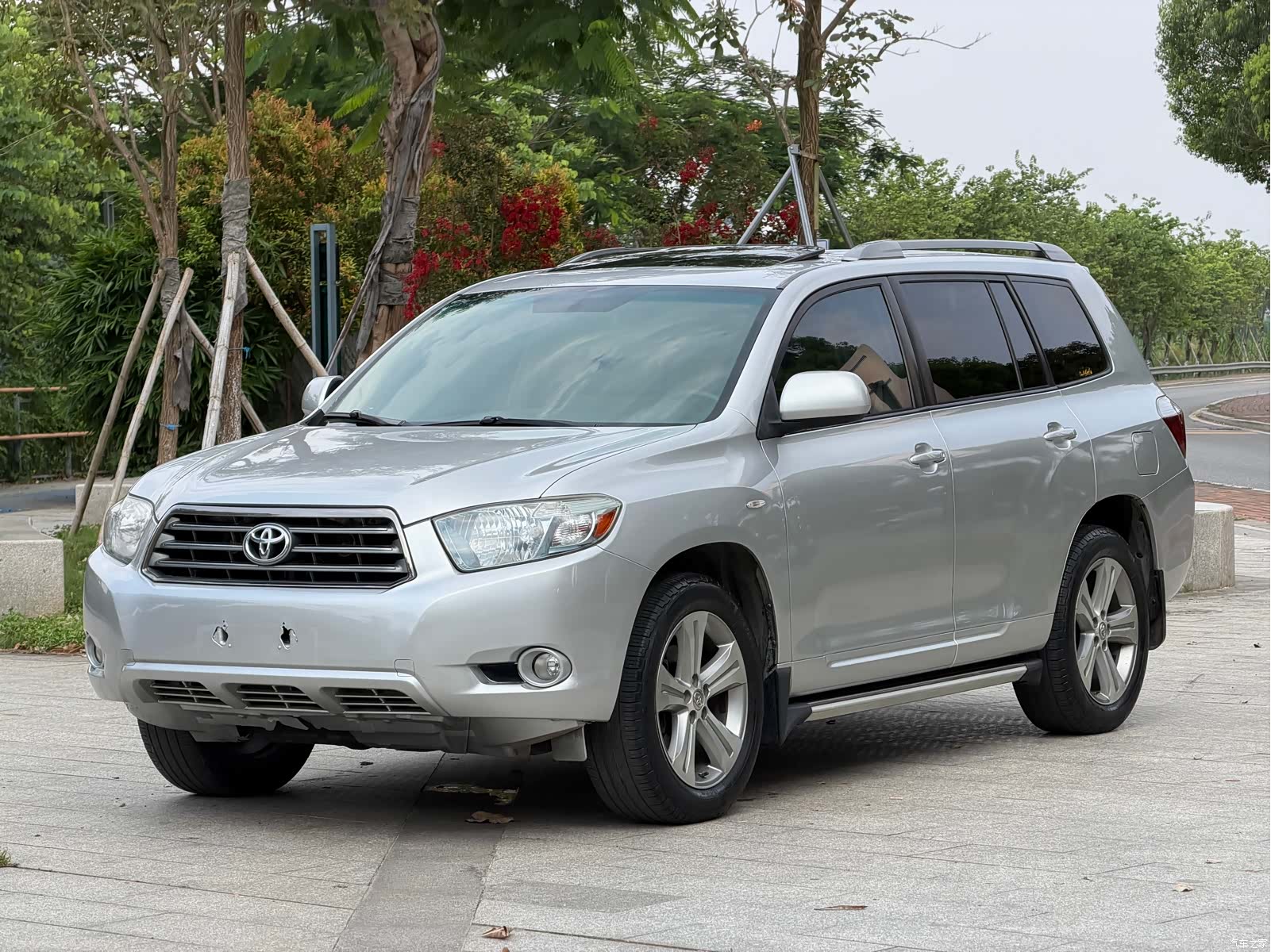 Toyota Highlander, 2010 1