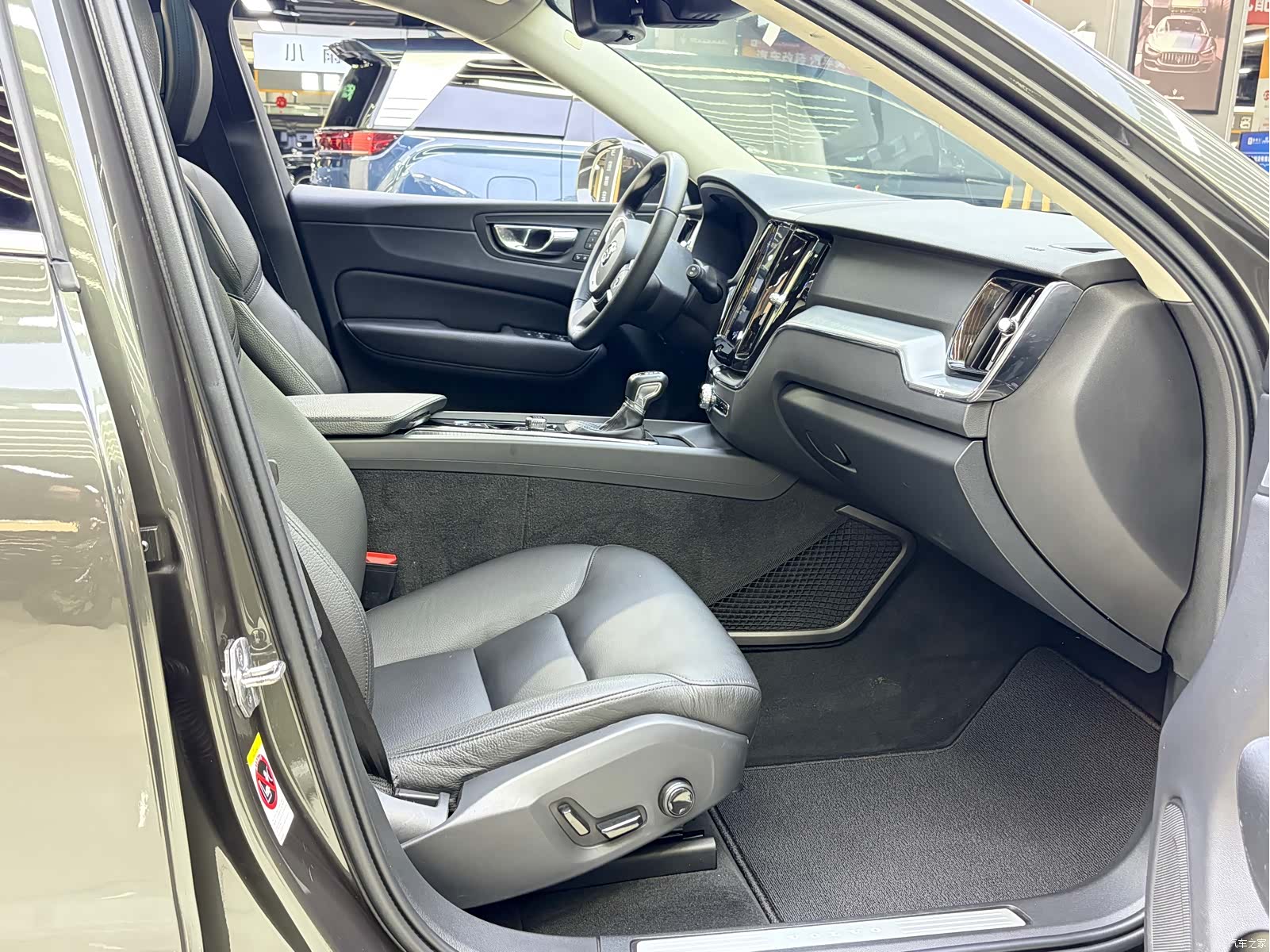 Volvo XC60, 2018 14