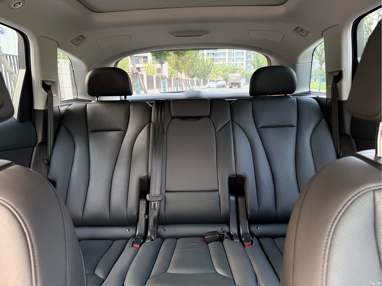 Audi Q7, 2023 13