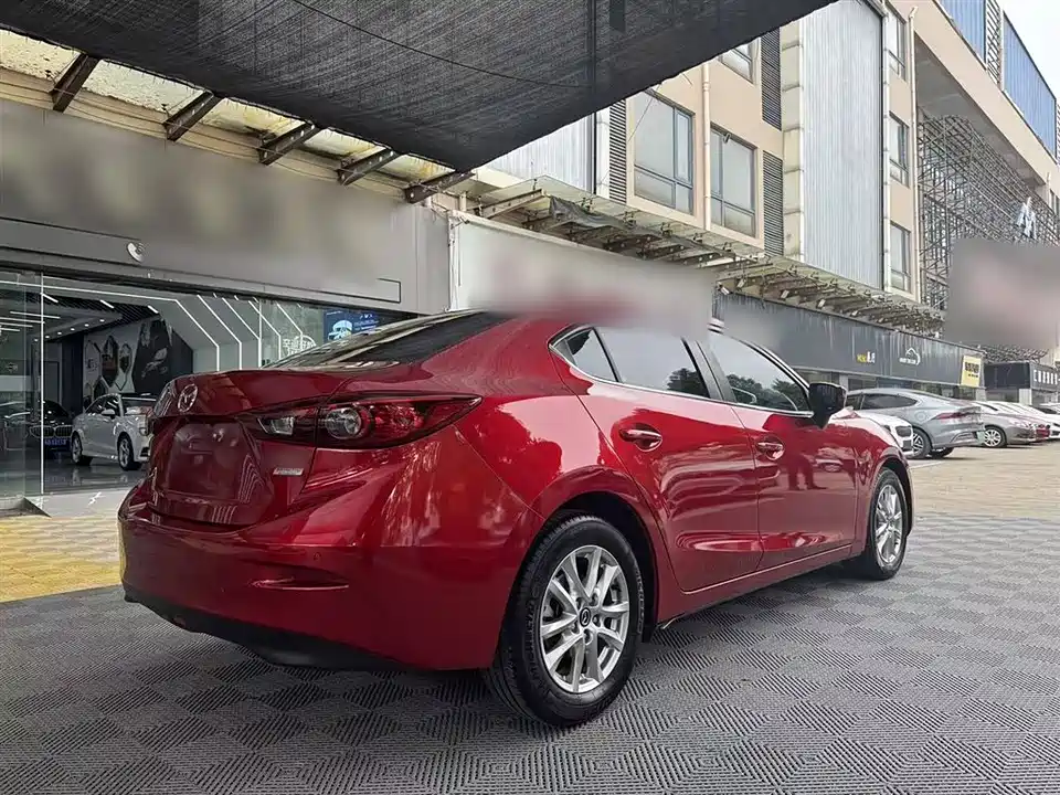 Mazda 3 Angkesaila