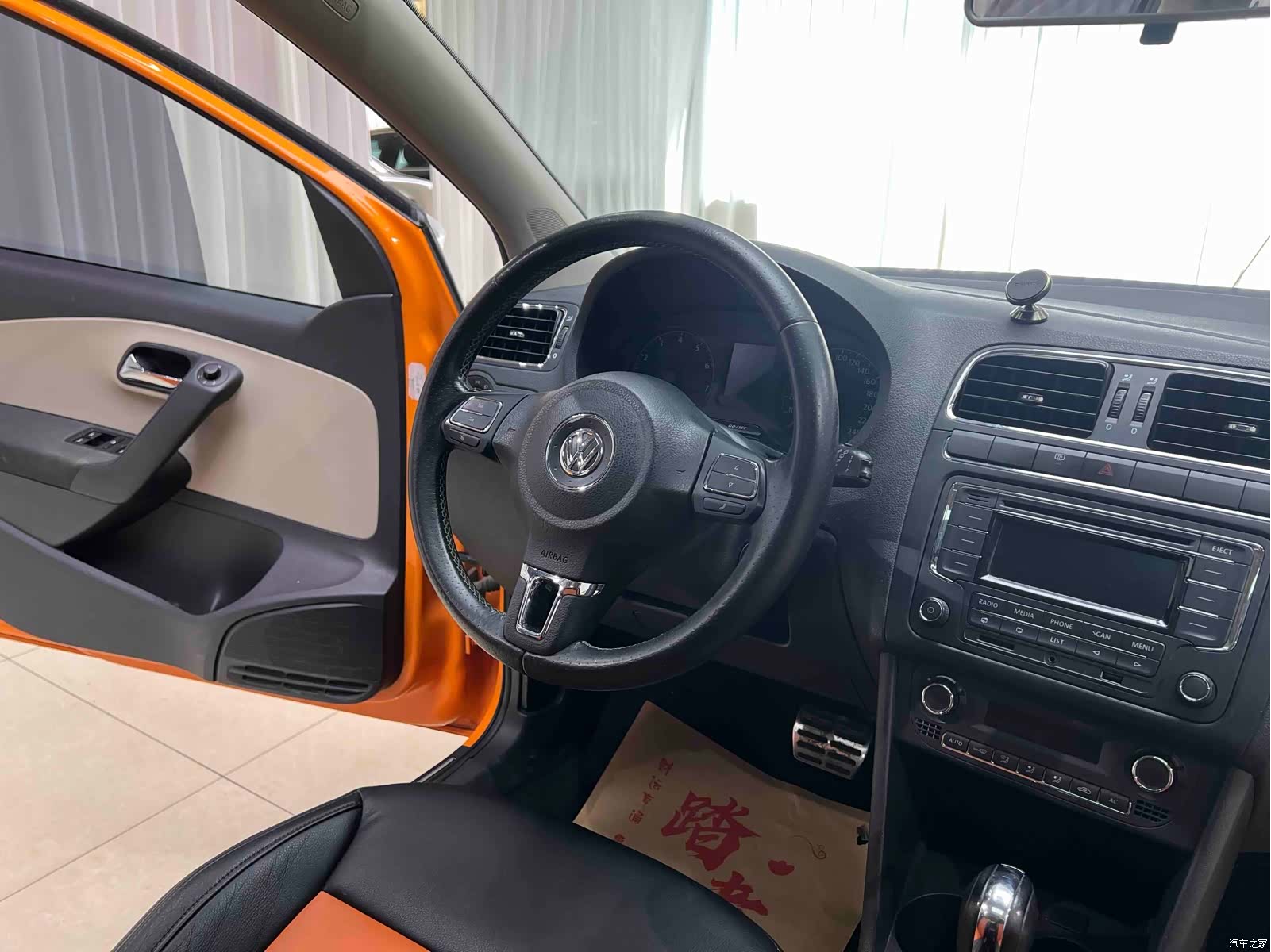 Volkswagen Polo, 2014 15