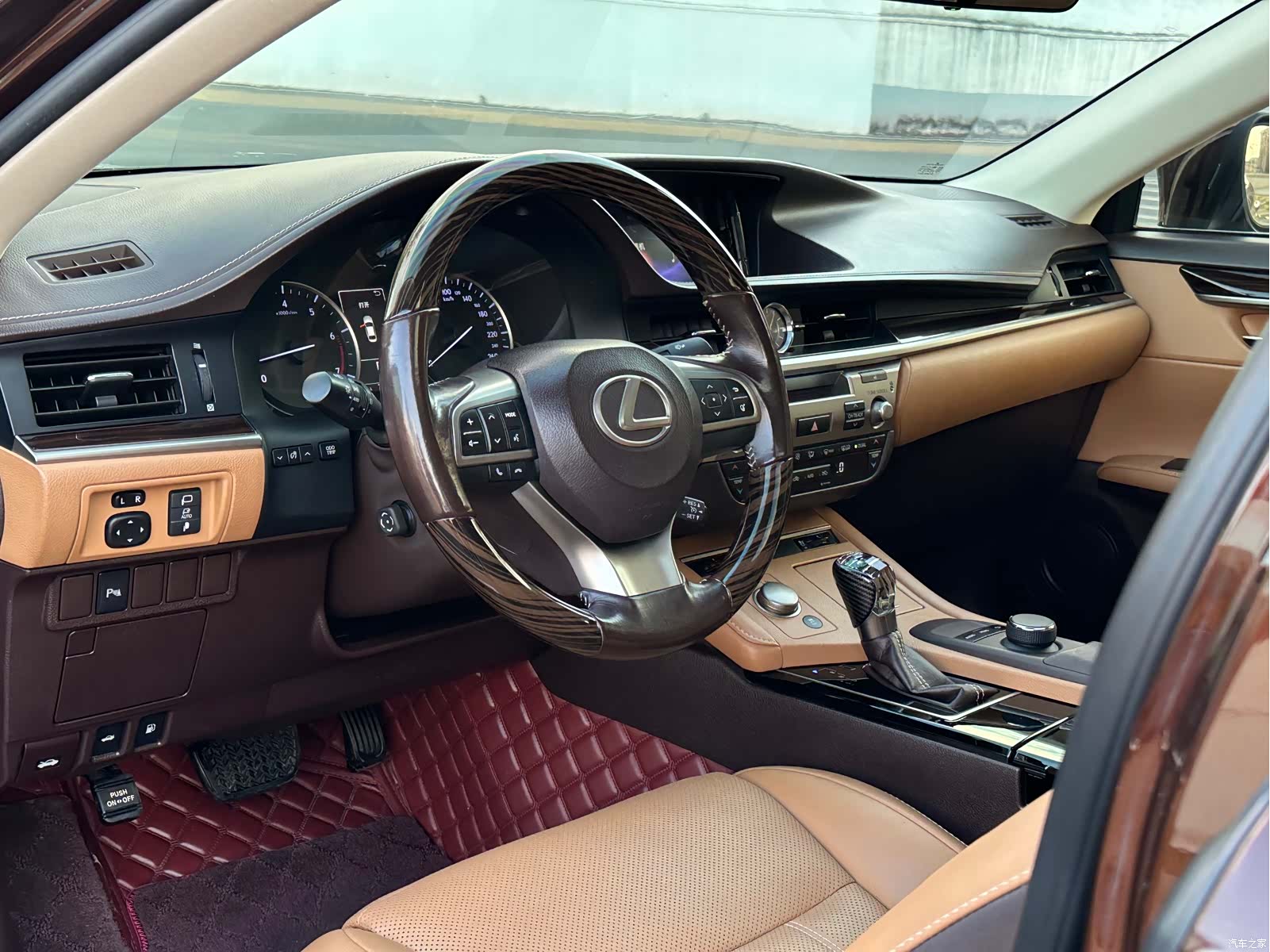 Lexus ES, 2017 14
