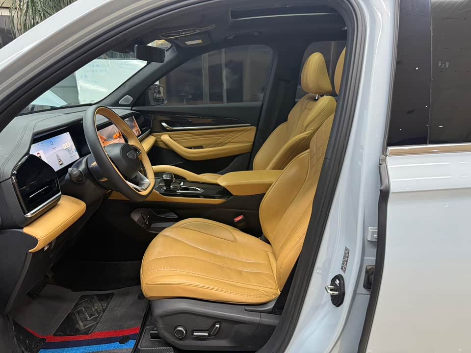 Geely Monjaro plug-in-hybrid