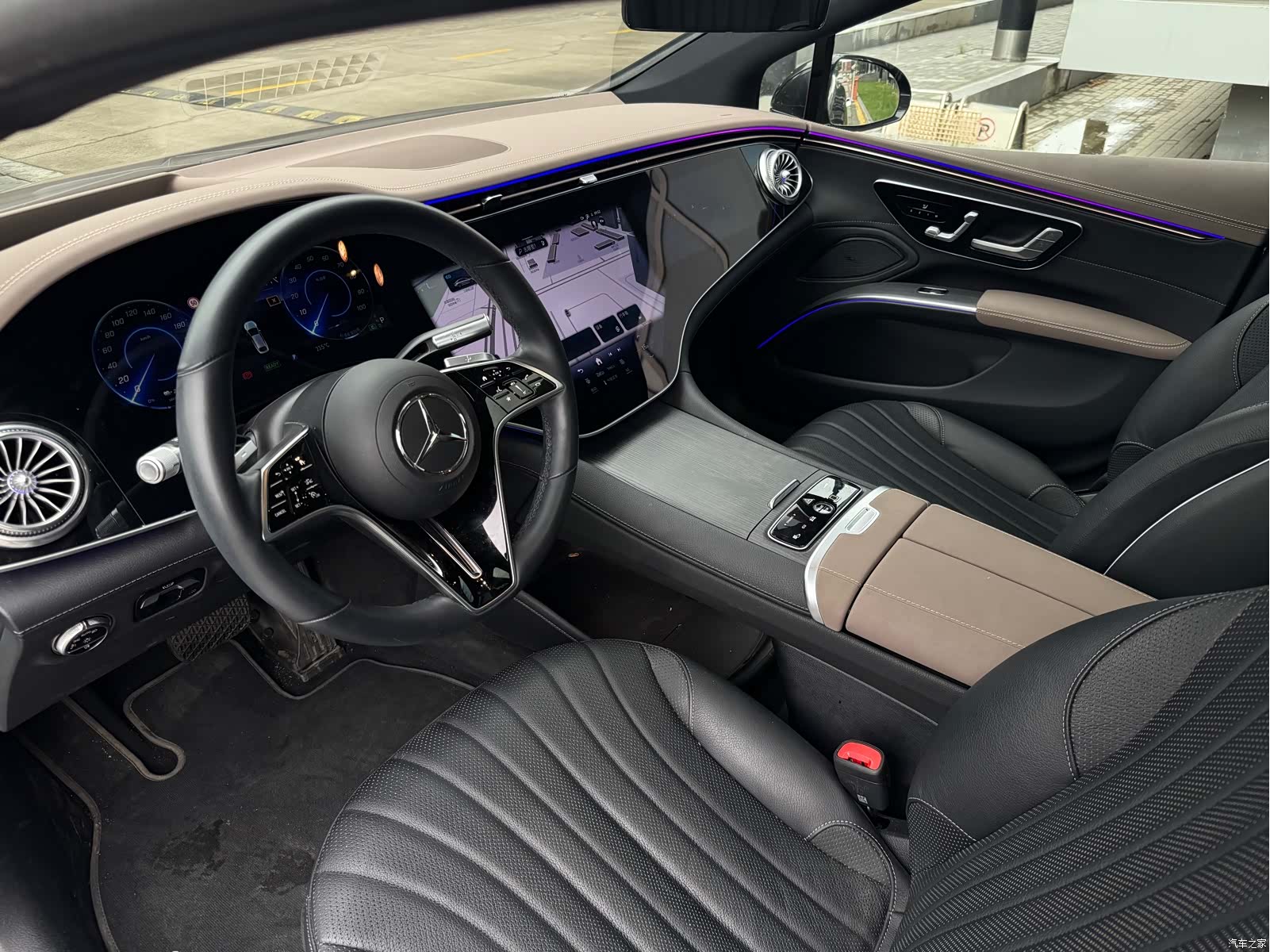 Mercedes-Benz EQS, 2024 все фото