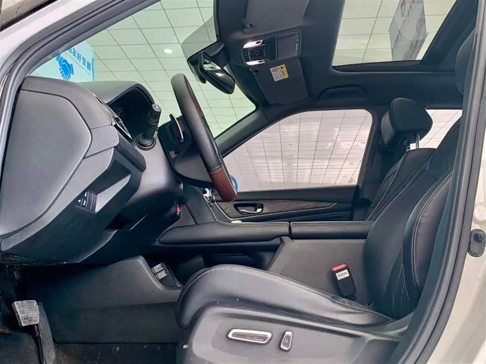 Honda UR-V Honda UR-V