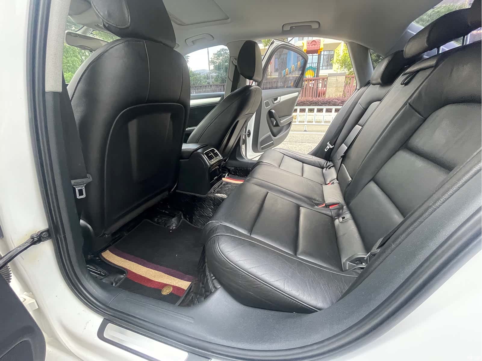 Audi A4L, 2015 10