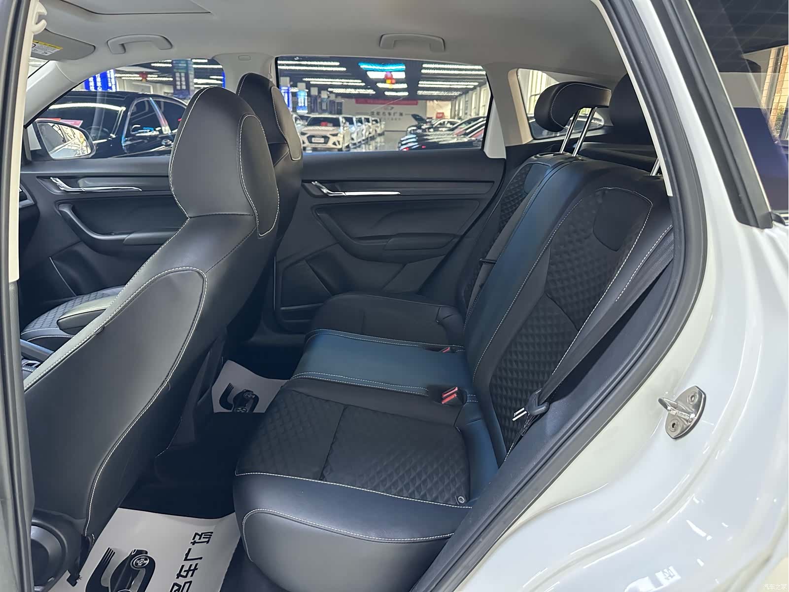 Skoda Kamiq, 2021 все фото