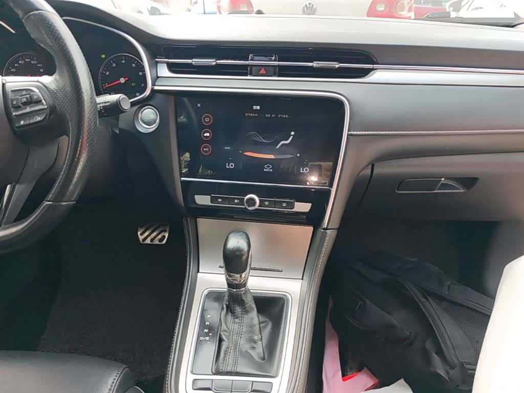 MG MG6, 2019 13
