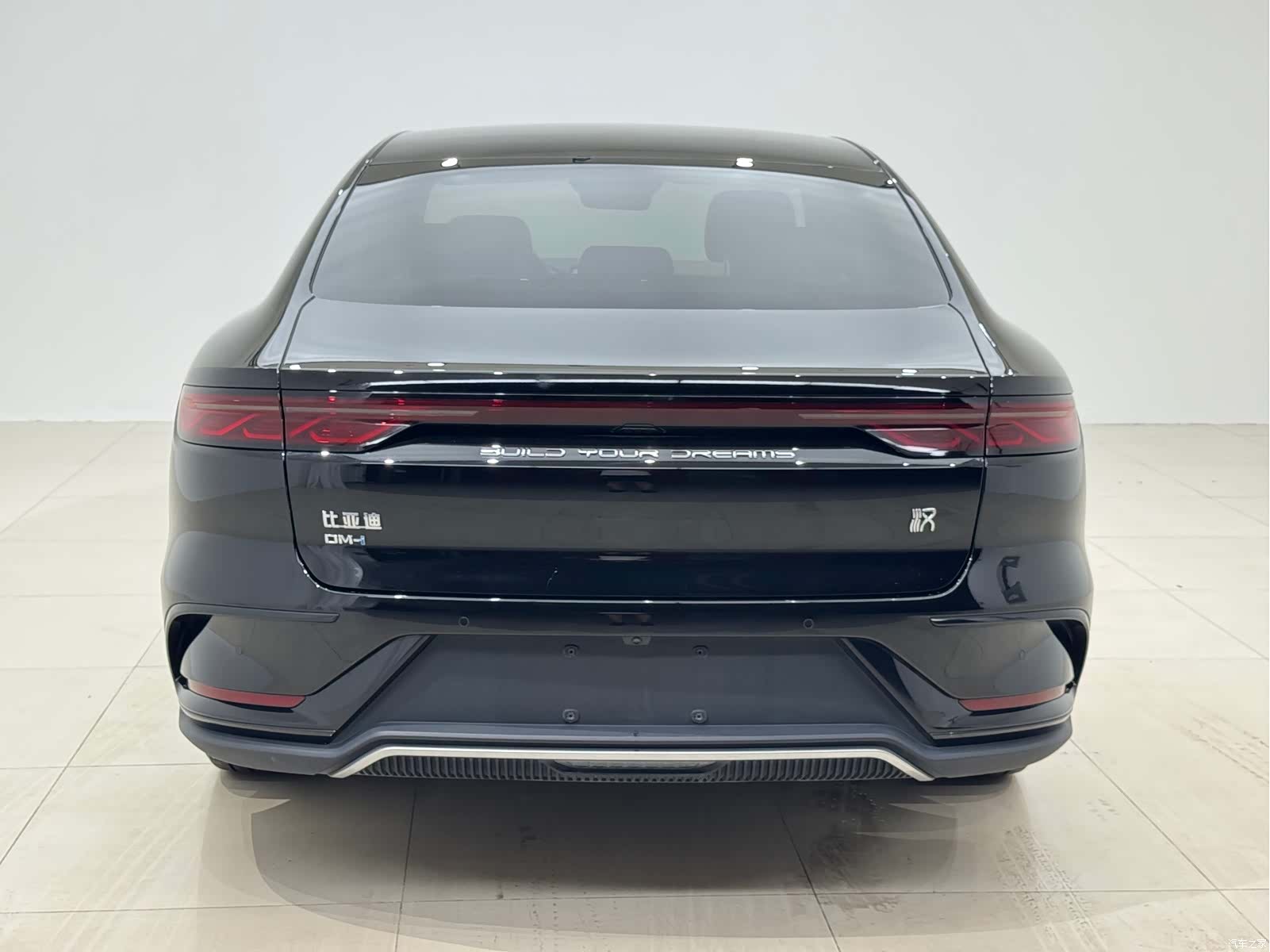 BYD Han, 2023 все фото