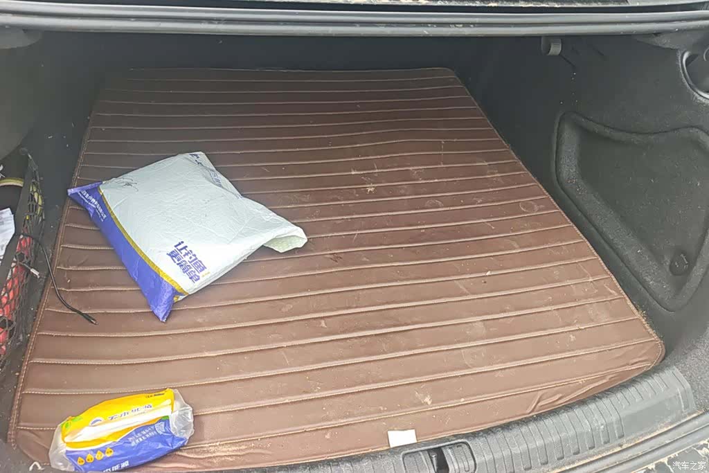 Audi A6L, 2023 4