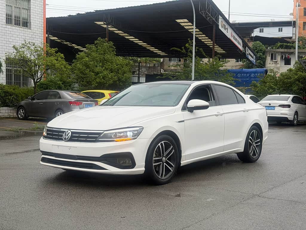 Volkswagen Lamando