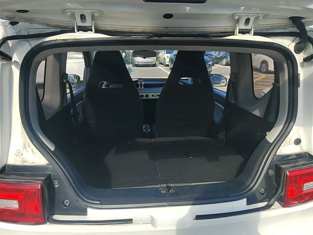 Wuling MINIEV, 2021 19