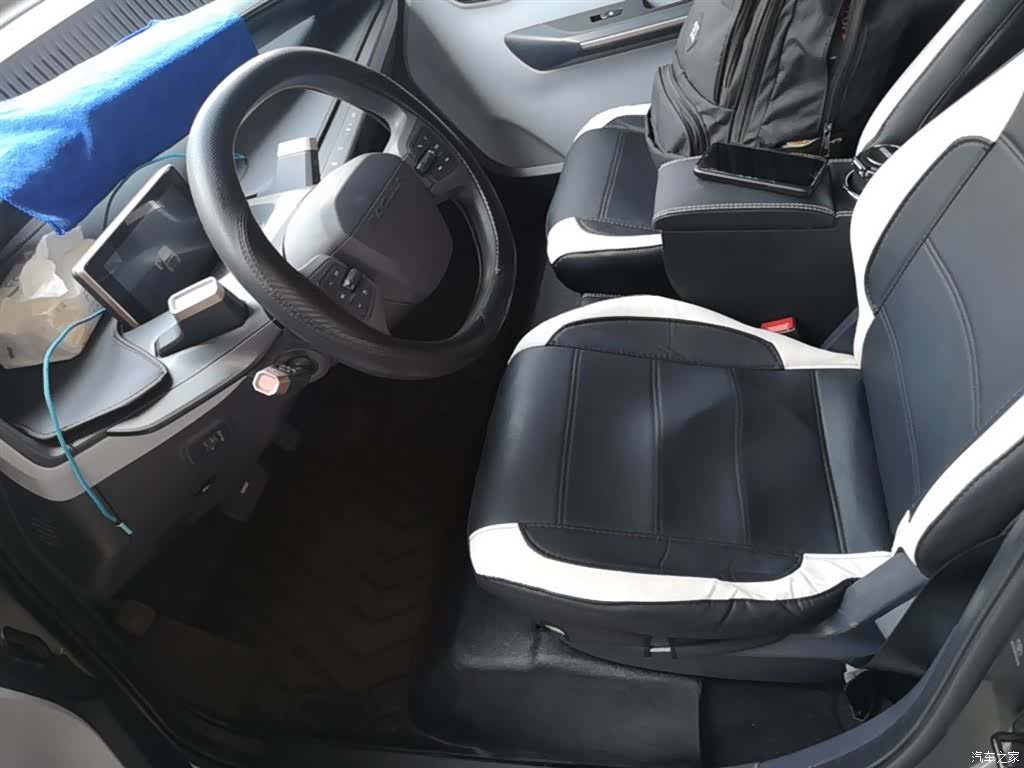 Wuling E200, 2019 15
