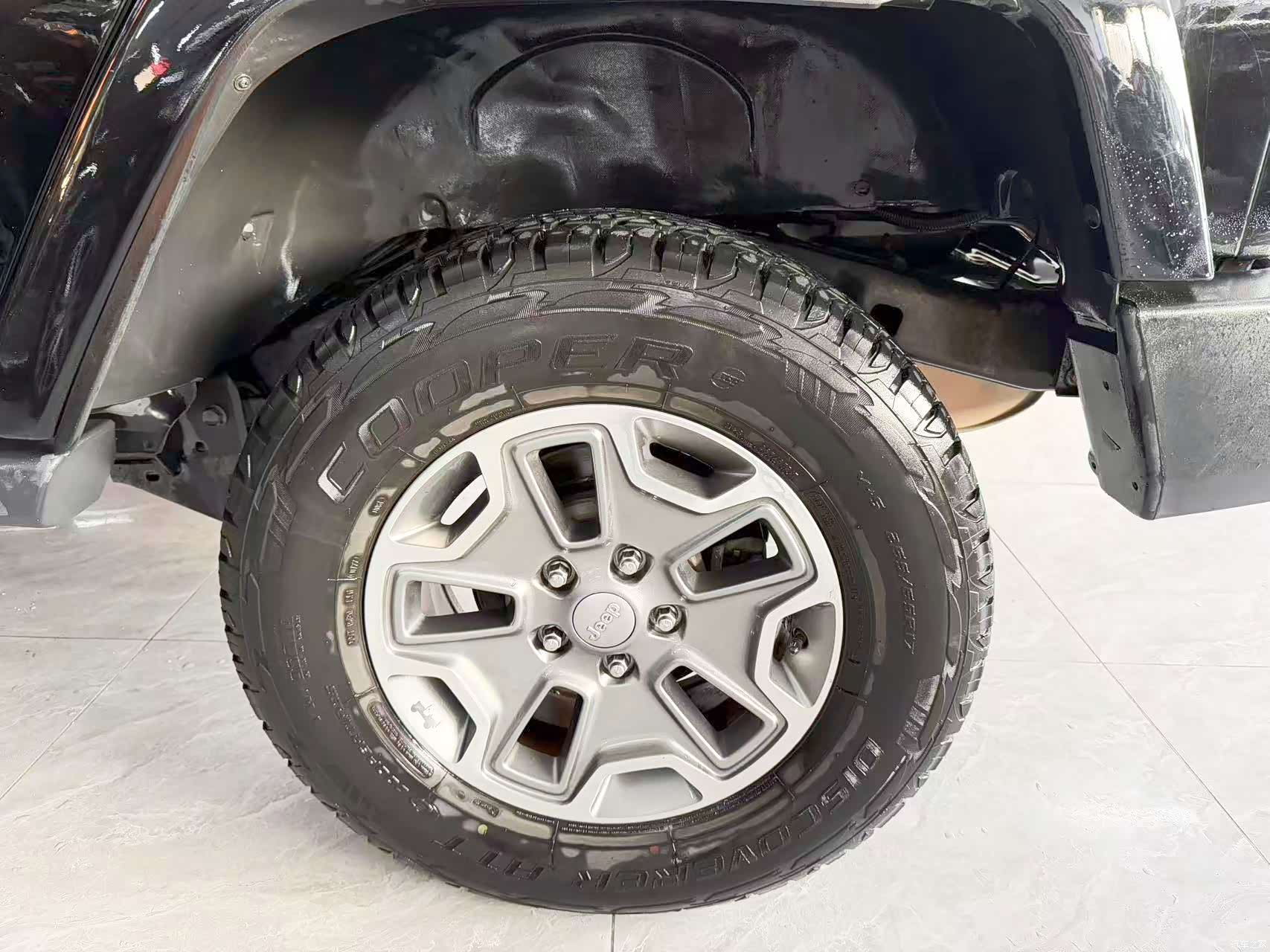 Jeep Wrangler, 2017 22