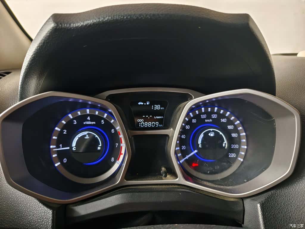 JAC S3, 2015 4