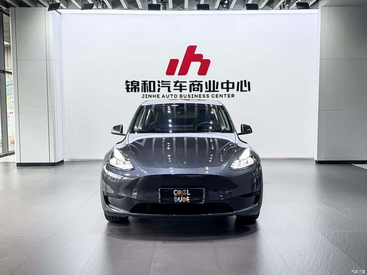 Tesla Model Y, 2024 2