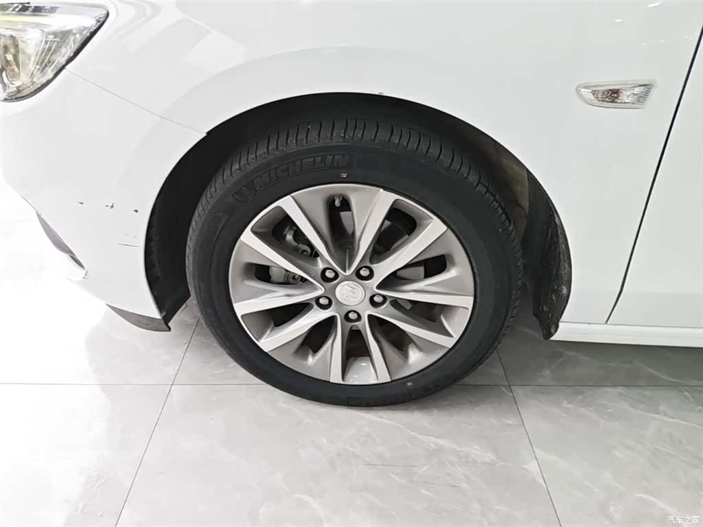 Buick GL6, 2020 23