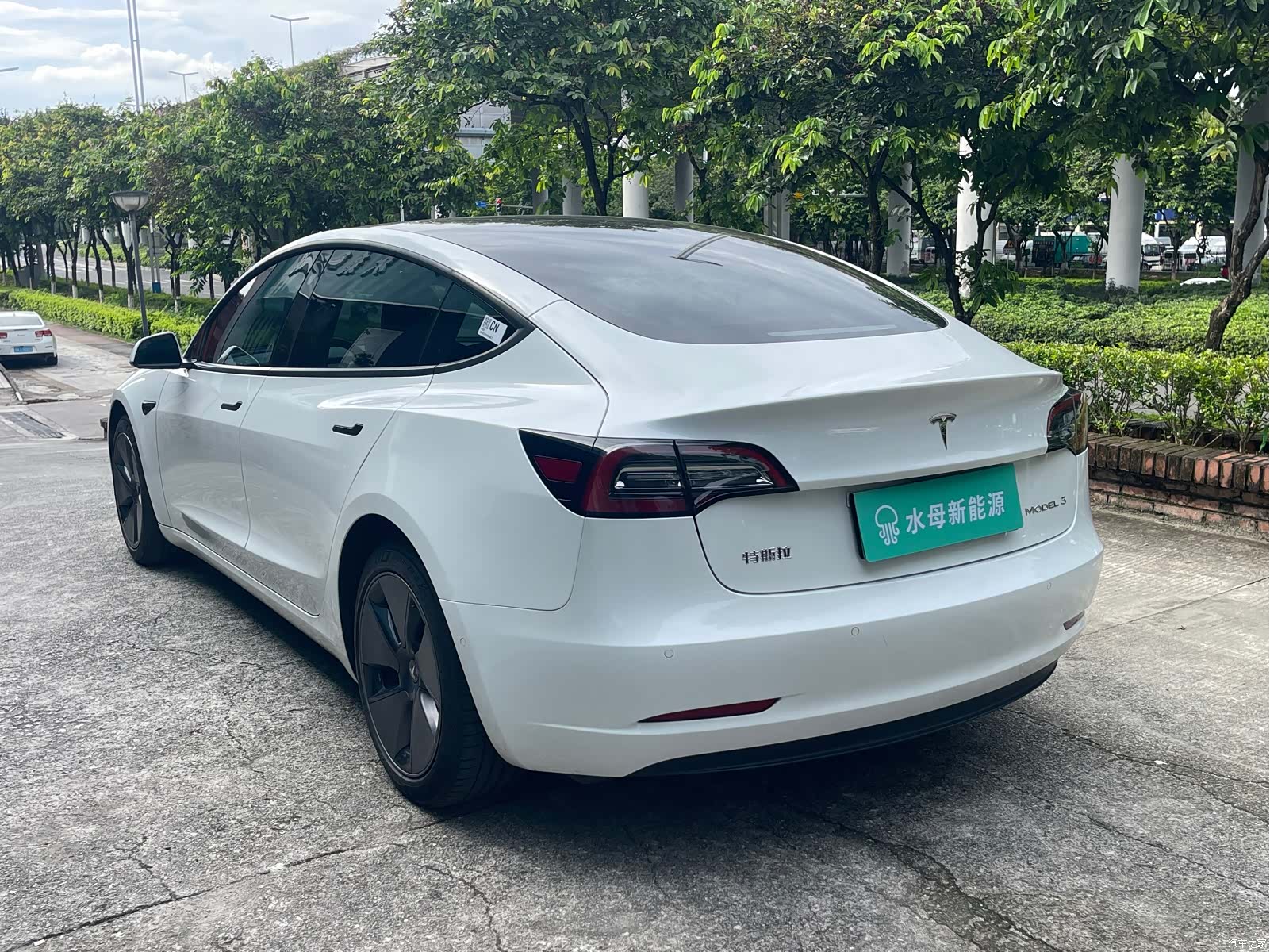 Tesla Model 3, 2022 4