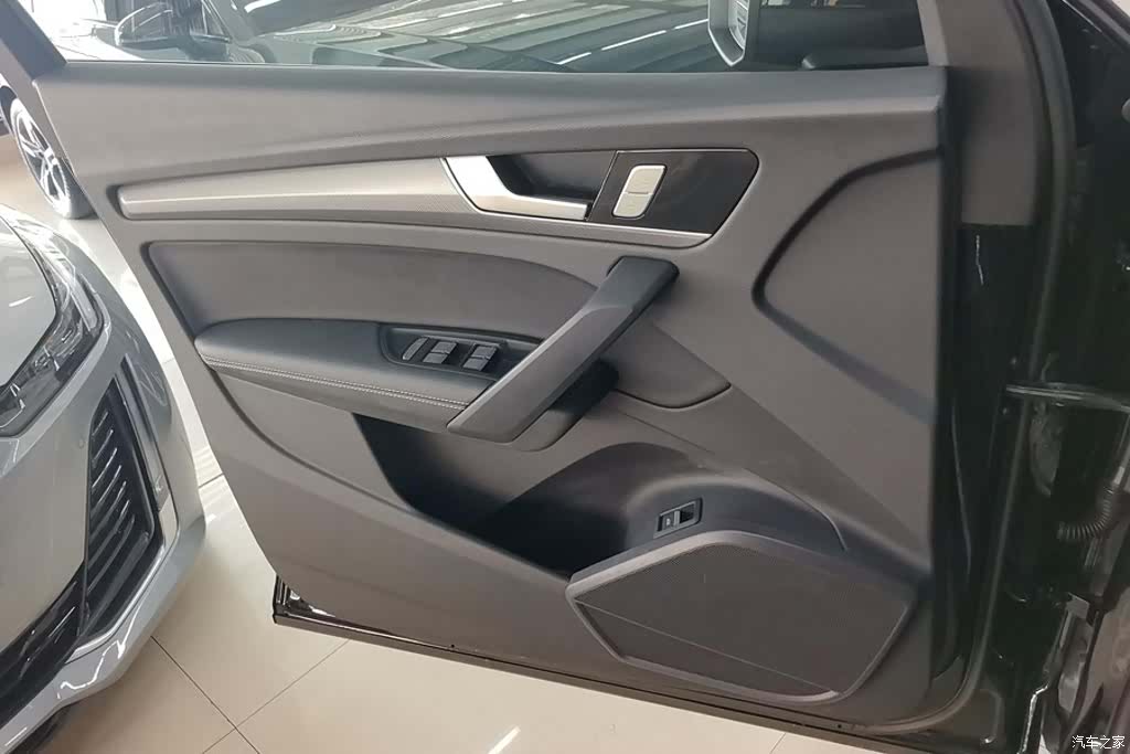 Audi Q5L, 2024 7