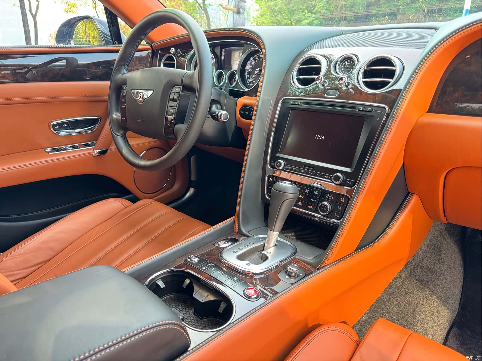 Bentley Flying Spur, 2017 13