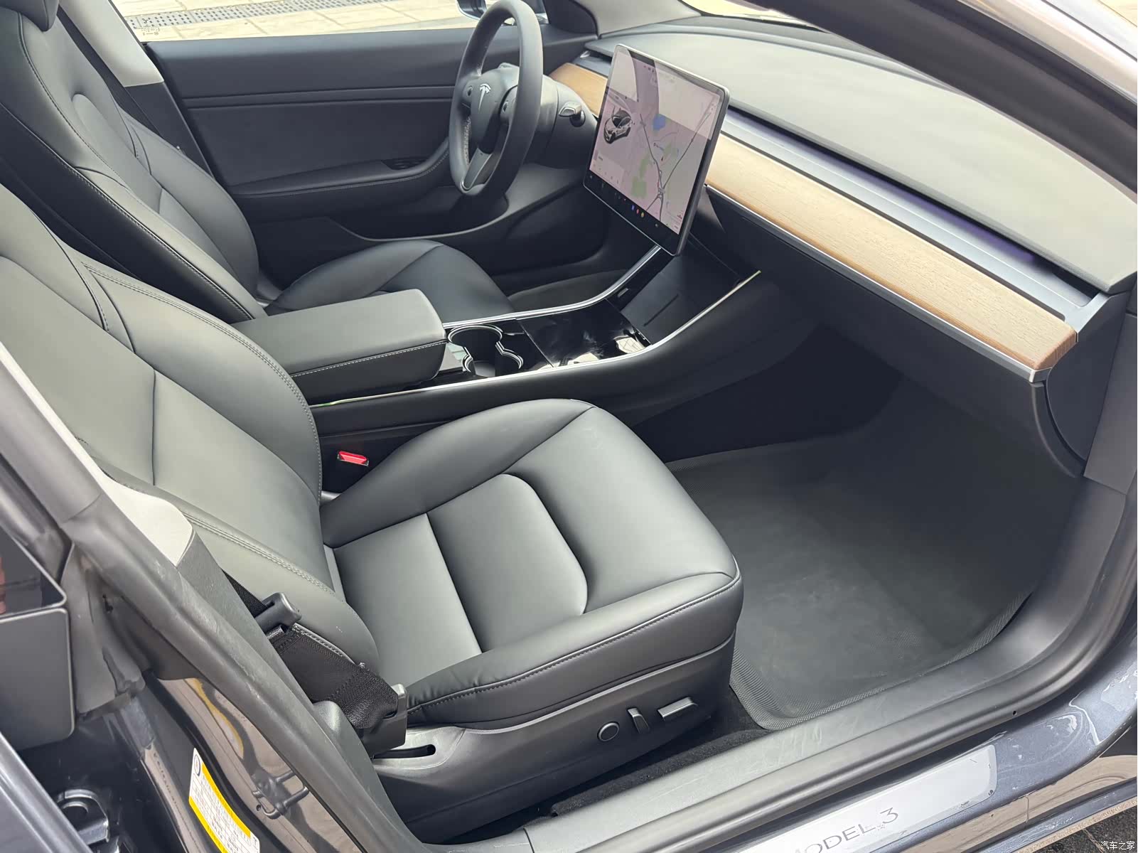 Tesla Model 3, 2021 29